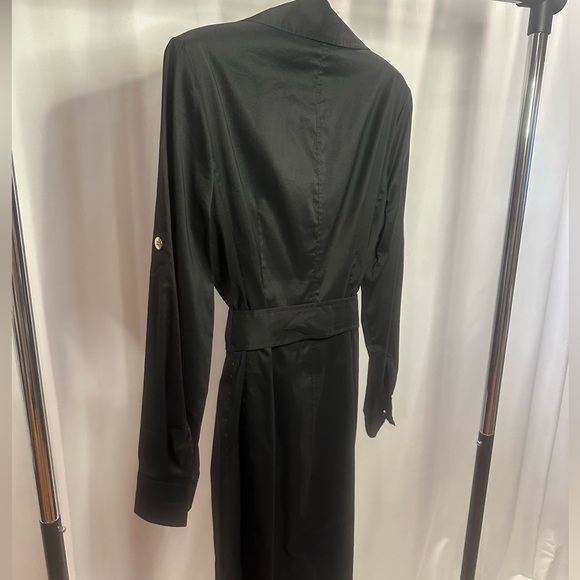 Ann Taylor trench coat black with gold buttons - Picture 4 of 5